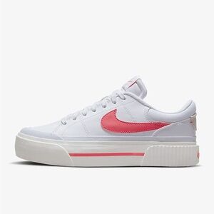 Women’s Nike Court Legacy Lift